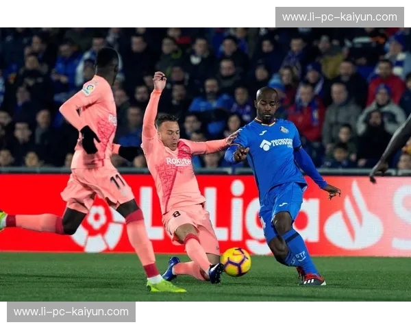 西甲2029：新纪元的速度、天才与科技碰撞